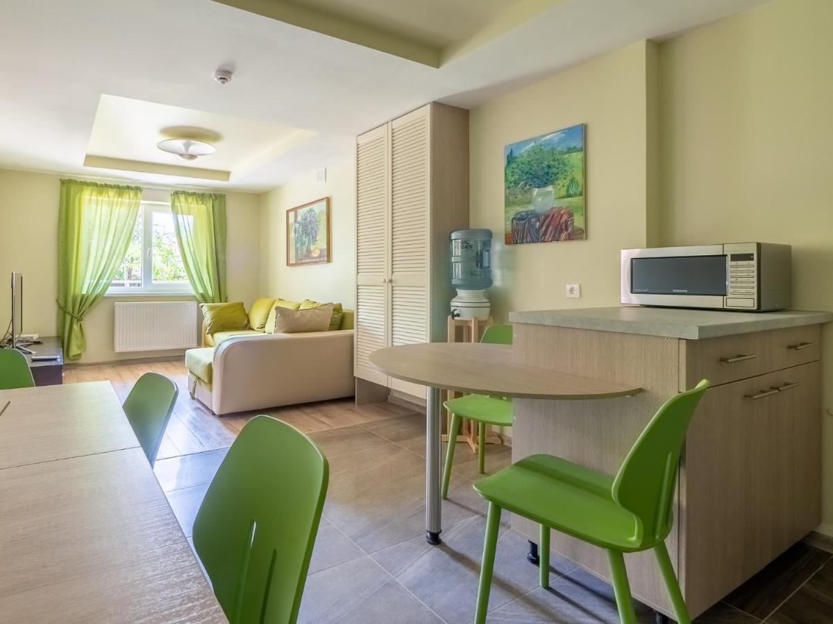 New!!!Townhouse Three Floors!!! Daire Jūrkalne Dış mekan fotoğraf